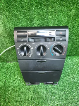 БЛОК УПРАВЛЕНИЯ КЛИМАТ КОНТРОЛЕМ НА TOYOTA COROLLA NZE121