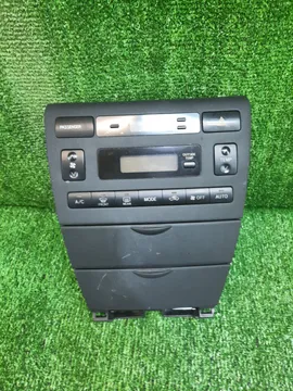 БЛОК УПРАВЛЕНИЯ КЛИМАТ КОНТРОЛЕМ НА TOYOTA COROLLA NZE121