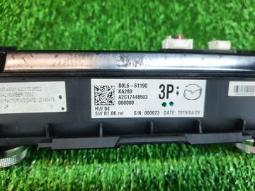 БЛОК УПРАВЛЕНИЯ КЛИМАТ КОНТРОЛЕМ НА MAZDA MAZDA 3 BP8P