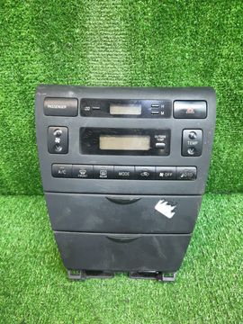 БЛОК УПРАВЛЕНИЯ КЛИМАТ КОНТРОЛЕМ НА TOYOTA COROLLA NZE121