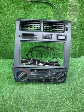 БЛОК УПРАВЛЕНИЯ КЛИМАТ КОНТРОЛЕМ НА TOYOTA CORONA ST190