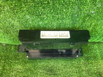 БЛОК УПРАВЛЕНИЯ КЛИМАТ КОНТРОЛЕМ НА TOYOTA CORONA PREMIO ST210