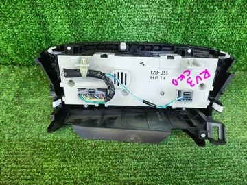 БЛОК УПРАВЛЕНИЯ КЛИМАТ КОНТРОЛЕМ НА HONDA VEZEL RU3