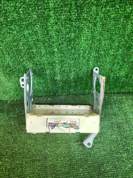 БЛОК УПРАВЛЕНИЯ КЛИМАТ КОНТРОЛЕМ НА TOYOTA MARK II GX100