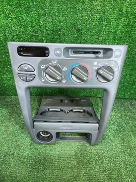 БЛОК УПРАВЛЕНИЯ КЛИМАТ КОНТРОЛЕМ НА TOYOTA COROLLA AE110