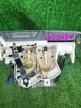 БЛОК УПРАВЛЕНИЯ КЛИМАТ КОНТРОЛЕМ НА TOYOTA COROLLA AE110