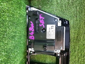 БЛОК УПРАВЛЕНИЯ КЛИМАТ КОНТРОЛЕМ НА NISSAN DAYZ B48W