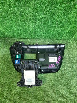 БЛОК УПРАВЛЕНИЯ КЛИМАТ КОНТРОЛЕМ НА MITSUBISHI EK X B5AW