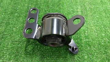 САЙЛЕНТБЛОК НА TOYOTA WISH ZGE25G