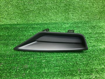 ЗАГЛУШКА БАМПЕРА НА LEXUS RX450H GYL25W