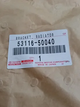 ЗАГЛУШКА БАМПЕРА НА LEXUS LS500H VXFA55