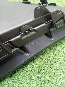 ЗАГЛУШКА БАМПЕРА НА LEXUS LS500H VXFA55