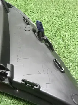 ЗАГЛУШКА БАМПЕРА НА LEXUS LS500H VXFA55