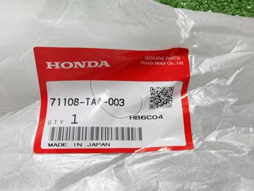 ЗАГЛУШКА БАМПЕРА НА HONDA STEPWGN RP1