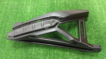 ЗАГЛУШКА БАМПЕРА НА TOYOTA HARRIER ZSU60W