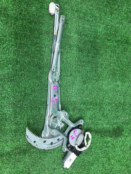 СТЕКЛОПОДЪЕМНИК НА HONDA STEPWGN RF1