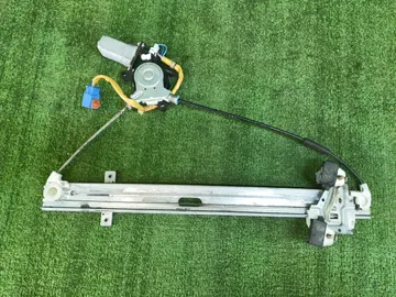 СТЕКЛОПОДЪЕМНИК НА HONDA STREAM RN1