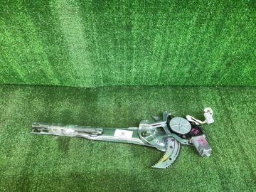 СТЕКЛОПОДЪЕМНИК НА HONDA STEPWGN RF1