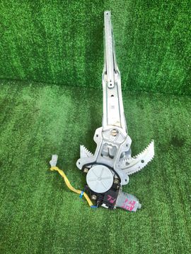 СТЕКЛОПОДЪЕМНИК НА HONDA STEPWGN RF1