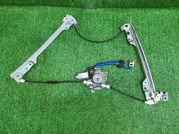 СТЕКЛОПОДЪЕМНИК НА NISSAN PRIMERA P12