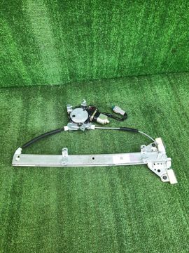 СТЕКЛОПОДЪЕМНИК НА NISSAN CEFIRO A33