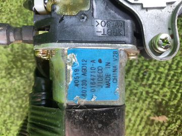 СТЕКЛОПОДЪЕМНИК НА NISSAN CEDRIC Y34