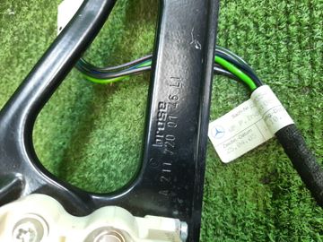 СТЕКЛОПОДЪЕМНИК НА MERCEDES-BENZ E300 W211