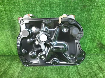 СТЕКЛОПОДЪЕМНИК НА NISSAN SKYLINE CROSSOVER J50