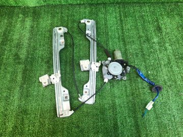 СТЕКЛОПОДЪЕМНИК НА NISSAN PRIMERA P12