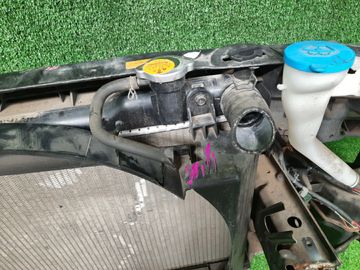 РАМКА РАДИАТОРА НА NISSAN SKYLINE V35 VQ25DD