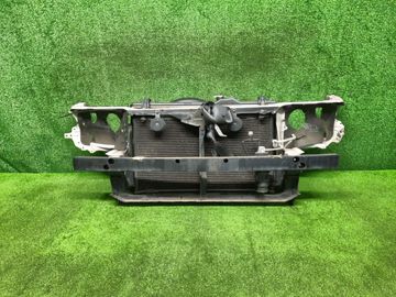 РАМКА РАДИАТОРА НА TOYOTA CRESTA GX100 1G-FE