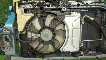 РАМКА РАДИАТОРА НА TOYOTA VITZ NSP130 1NR-FE