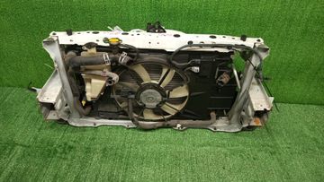 РАМКА РАДИАТОРА НА TOYOTA AQUA NHP10 1NZ-FXE