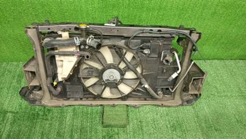 РАМКА РАДИАТОРА НА TOYOTA AQUA NHP10 1NZ-FXE