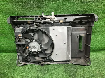 РАМКА РАДИАТОРА НА CITROEN C3 A51 5F01