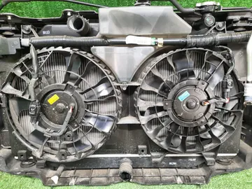 РАМКА РАДИАТОРА НА MAZDA AXELA BM6FJ Z6