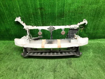 РАМКА РАДИАТОРА НА TOYOTA PREMIO ZRT260 2ZR-FAE