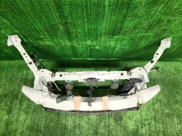 РАМКА РАДИАТОРА НА TOYOTA PREMIO ZRT260 2ZR-FAE