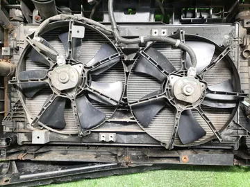 РАМКА РАДИАТОРА НА MAZDA AXELA BL5FP ZY-VE