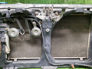 РАМКА РАДИАТОРА НА NISSAN STAGEA M35 VQ25DD