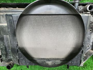 РАМКА РАДИАТОРА НА NISSAN STAGEA M35 VQ25DD