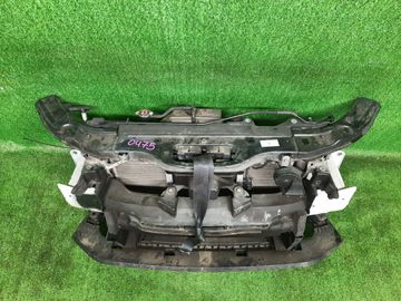 РАМКА РАДИАТОРА НА MAZDA AXELA BM6FJ Z6