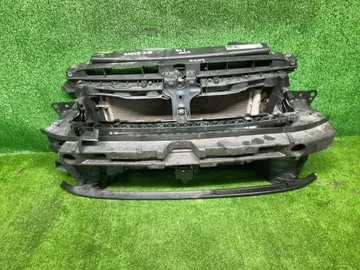 РАМКА РАДИАТОРА НА VOLKSWAGEN GOLF 5G1 CJX