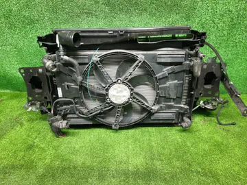РАМКА РАДИАТОРА НА VOLKSWAGEN GOLF 5G1 CJX