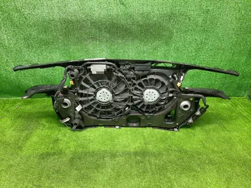 РАМКА РАДИАТОРА НА AUDI A4 8E5 ALT