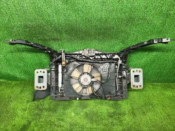 РАМКА РАДИАТОРА НА MAZDA DEMIO DY3W ZJ-VE