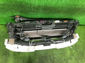 РАМКА РАДИАТОРА НА NISSAN TEANA J32 VQ25DE