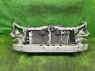 РАМКА РАДИАТОРА НА TOYOTA AVENSIS AZT250 1AZ-FSE