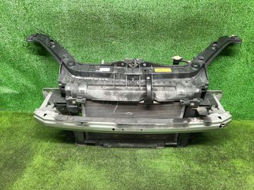РАМКА РАДИАТОРА НА MAZDA DEMIO DY3W ZJ-VE