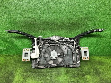 РАМКА РАДИАТОРА НА MAZDA DEMIO DY3W ZJ-VE